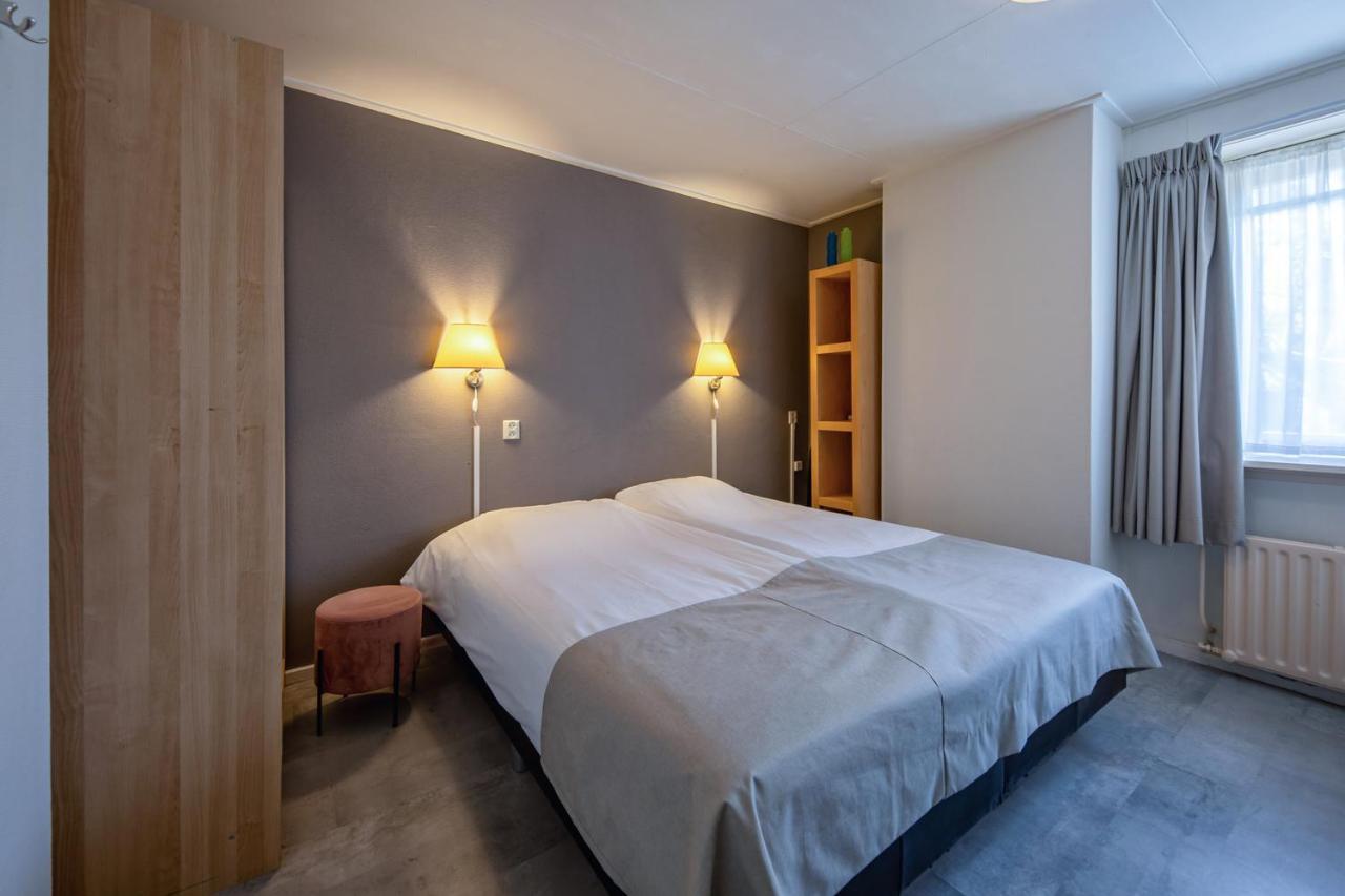 B&B Hotel Rebecca De Waal Екстериор снимка